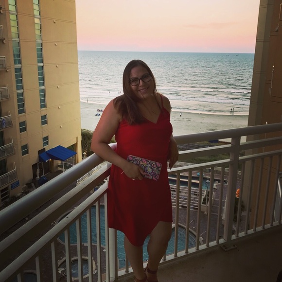 Meet your Posher, Rebecca - Picture 3 of 3